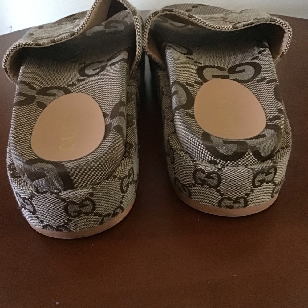 Gucci monogram platform slides Sz 40 US 9.5/10 - Picture 6 of 8
